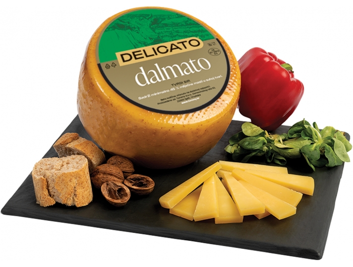 Delicious Dalmatian cheese 1 kg